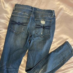 Mudd Jeans - medium wash distressed straight leg